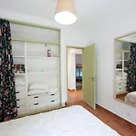 Apartment Farm *